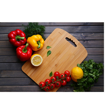 BRAVO бамбук 30*20*1см с вырезной ручкой