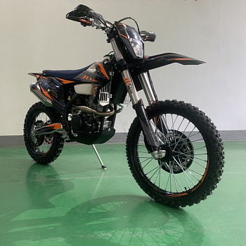 JHL LX5 / EMC LX5 (NB300 (ZS174MN-5)) Водяное охлаждение, 5МКПП, 21/18 (Спорт инвентарь)