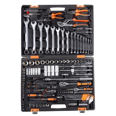 Набор инструментов , 1/2", 1/4", CrV, в кейсе 151 предм Вихрь