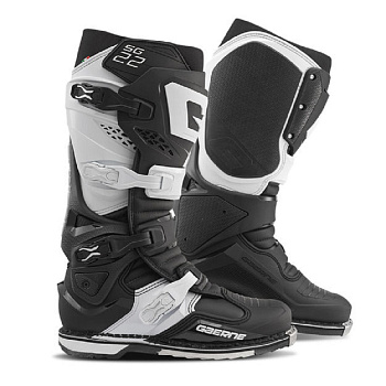 Gaerne SG 22 черный-белый  р-р 44,45, 46
