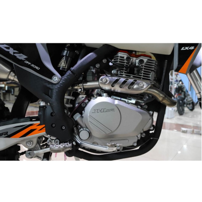 JHL LX2 / EMC LX2 (ZS175FMN (CB300RL)) 28л.с, 4T, 4-кл, Воздушное охлаждение, 5МКПП, 21/18 (Без ПТС)